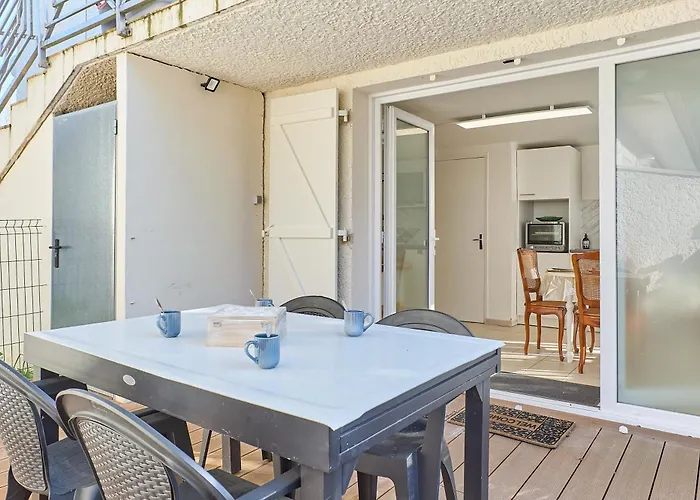 Ikos - 200m Du Port Apartment